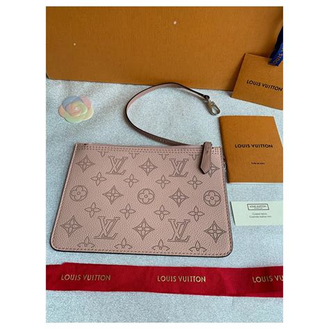 lv clutch bag pink